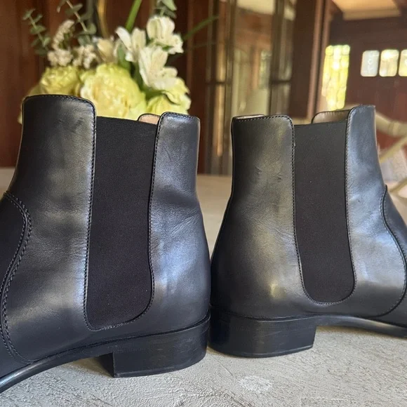 Salvatore Ferragamo Chelsea Leather Boots - Picture 7 of 9